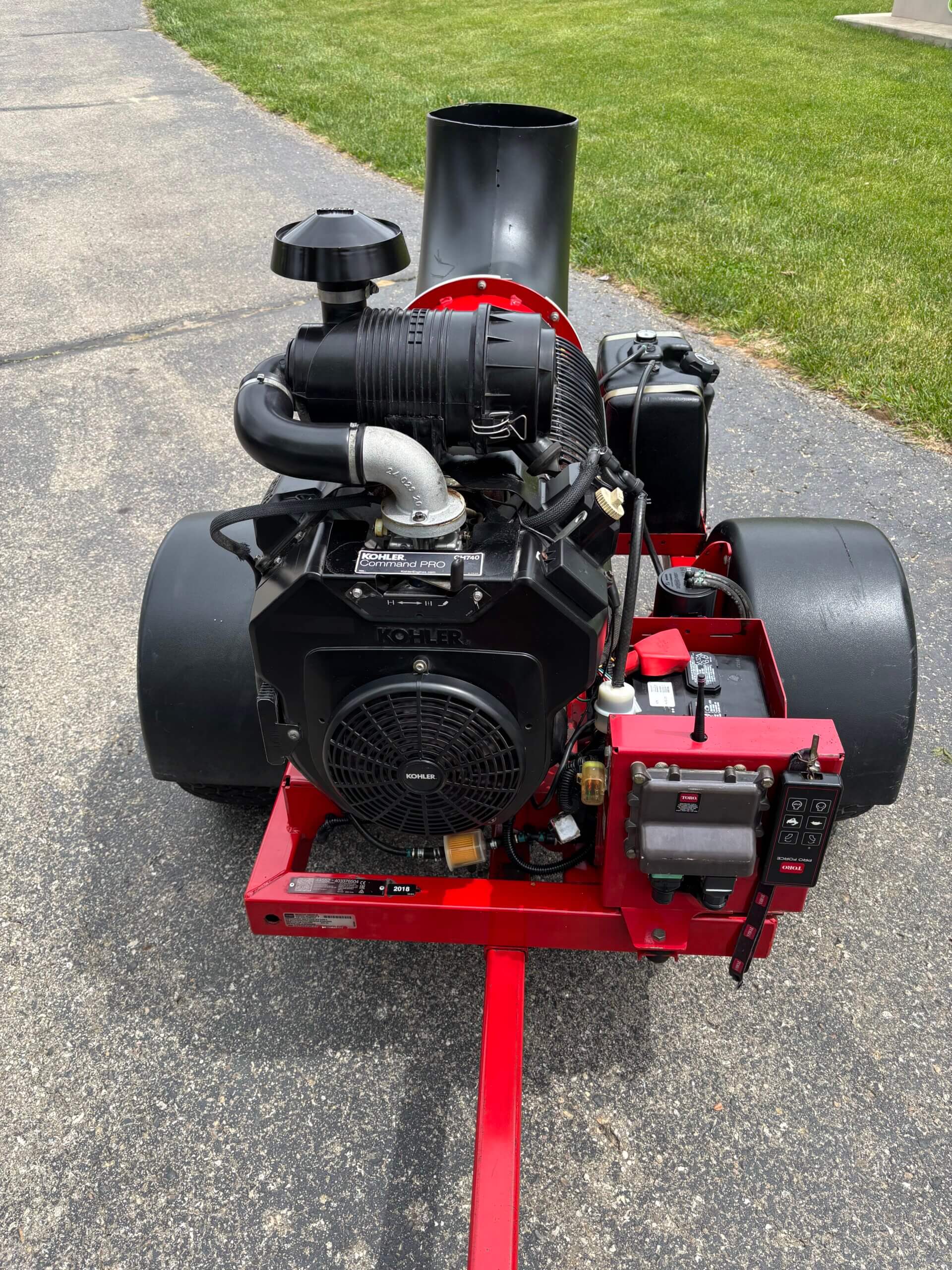 2019 Toro Pro Force™ Turbine Debris Blower - Image 9