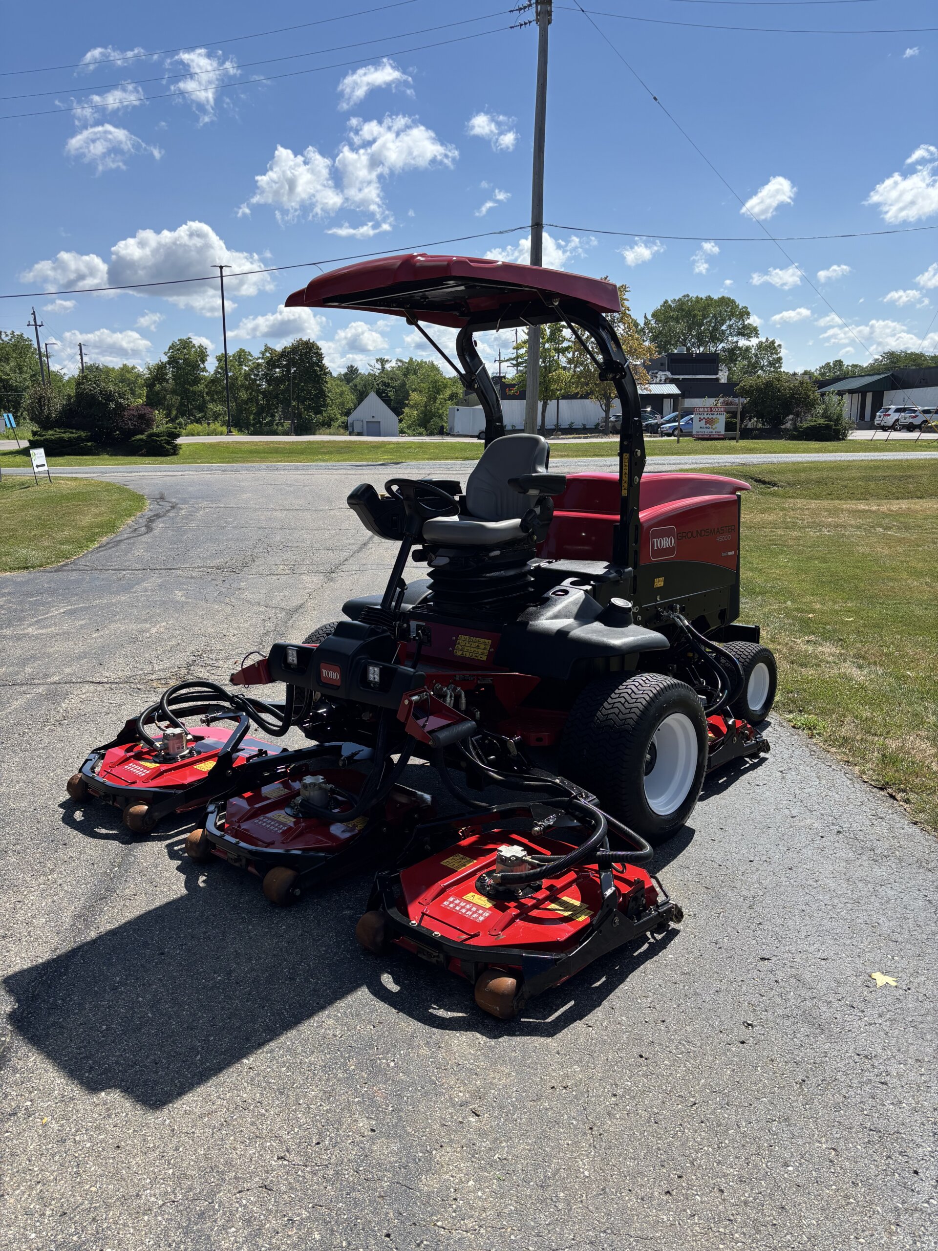 2021 Toro Groundsmaster® 4500-D Rotary Contour Mower AWD