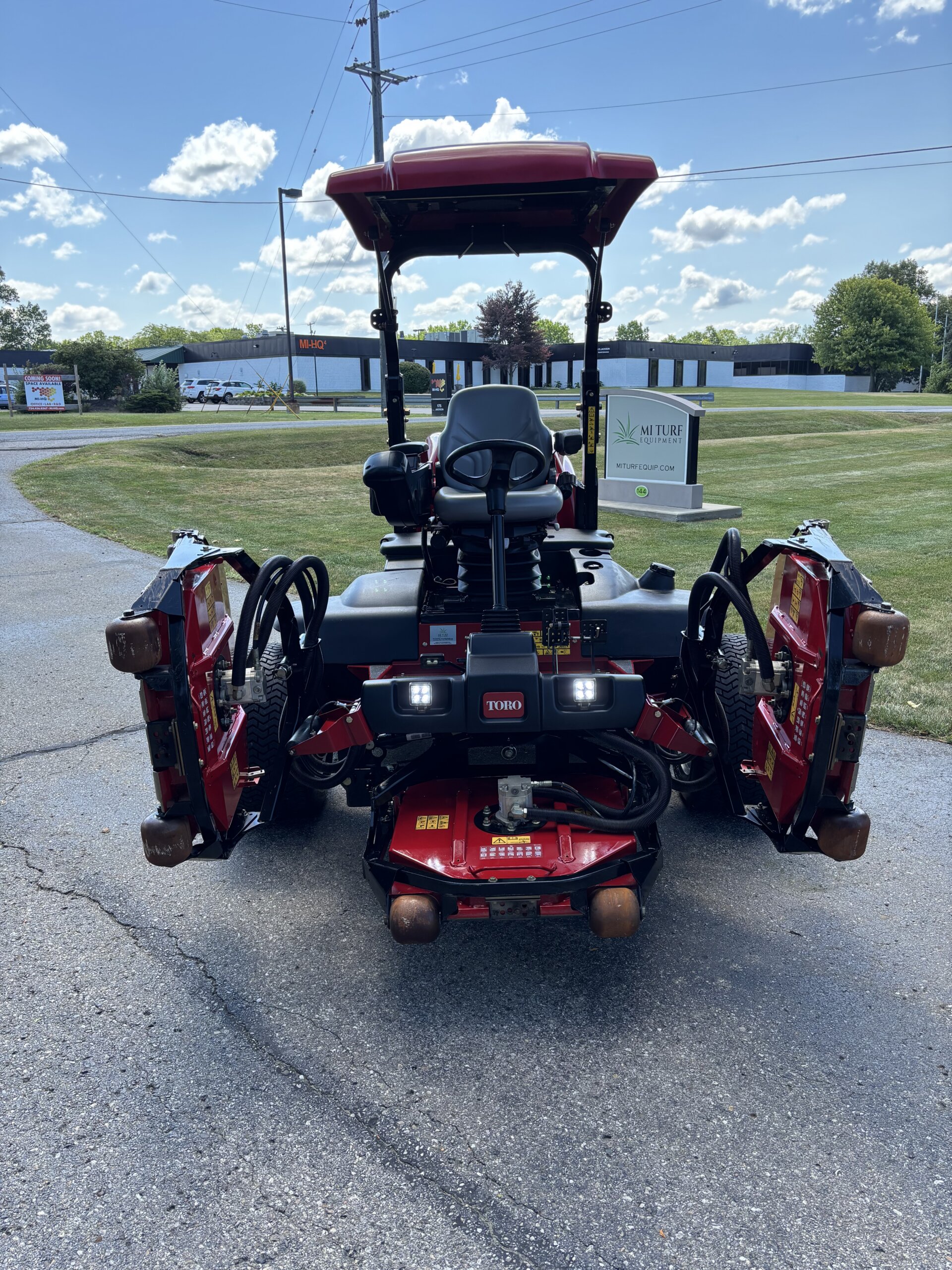 2021 Toro Groundsmaster® 4500-D Rotary Contour Mower AWD - Image 10
