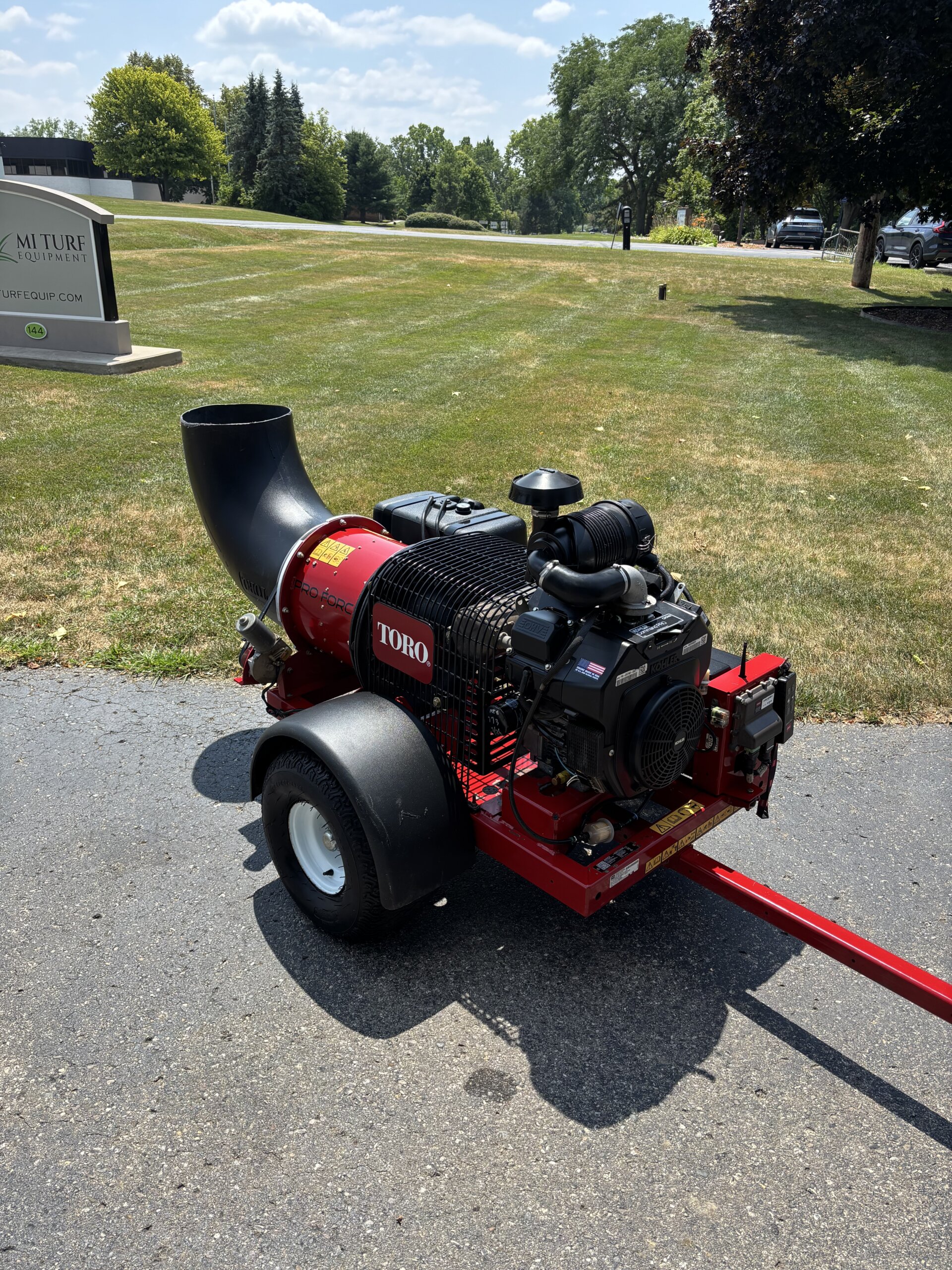 2020 Toro Pro Force™ Turbine Debris Blower - Image 3