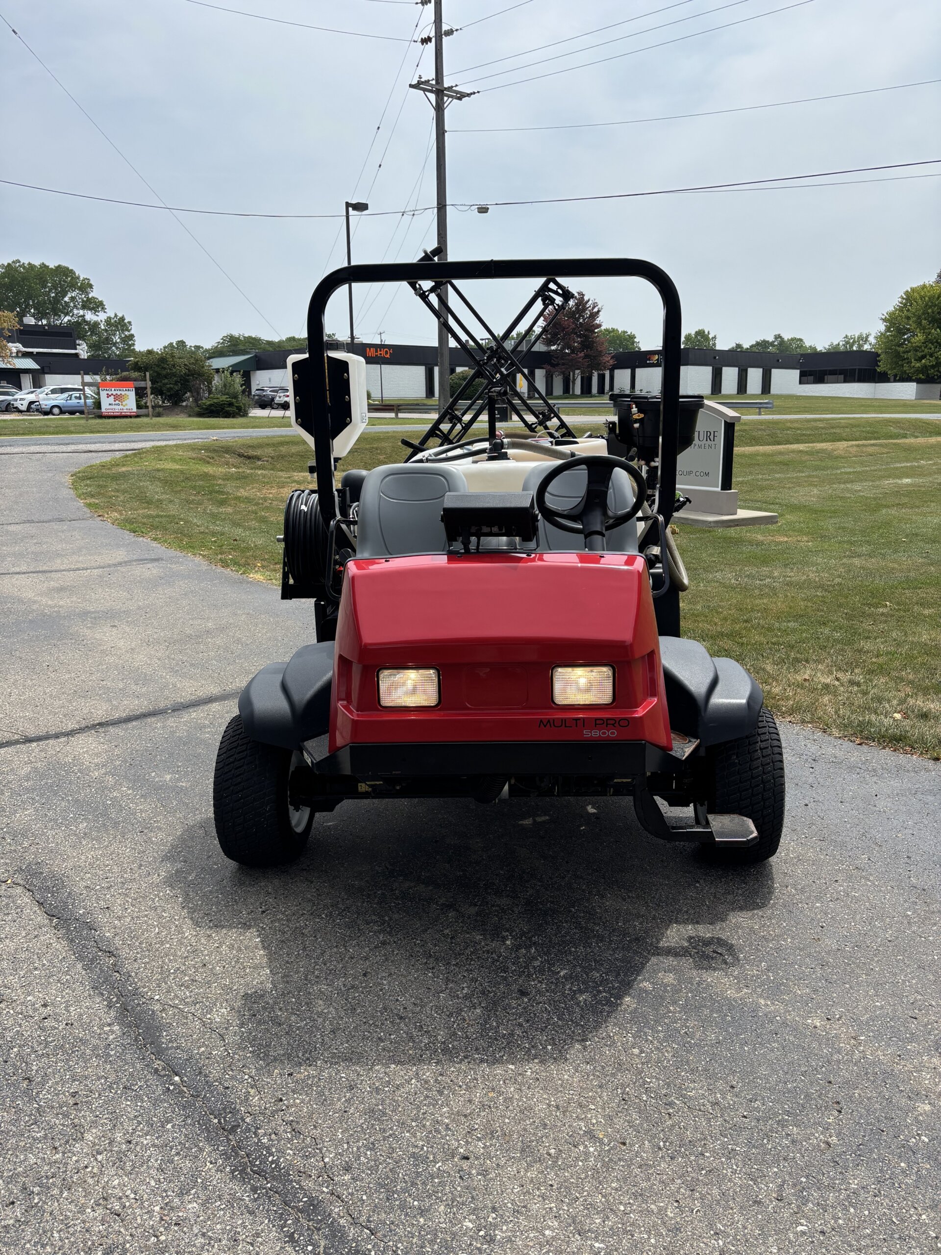 2014 Toro MultiPro® 5800D Turf Sprayer - Image 9
