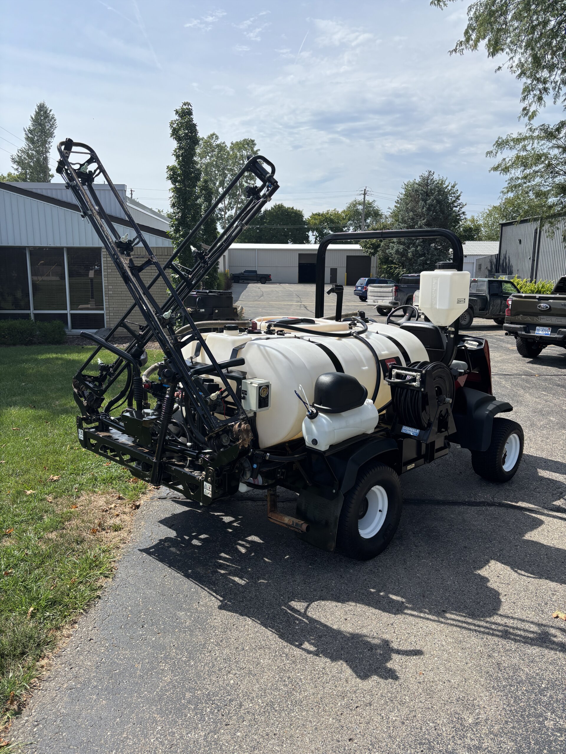 2013 Toro MultiPro® 5800D Turf Sprayer - Image 4