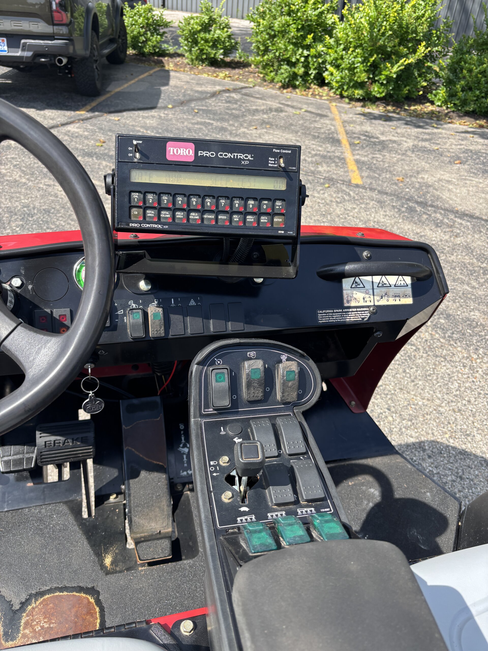 2013 Toro MultiPro® 5800D Turf Sprayer - Image 8