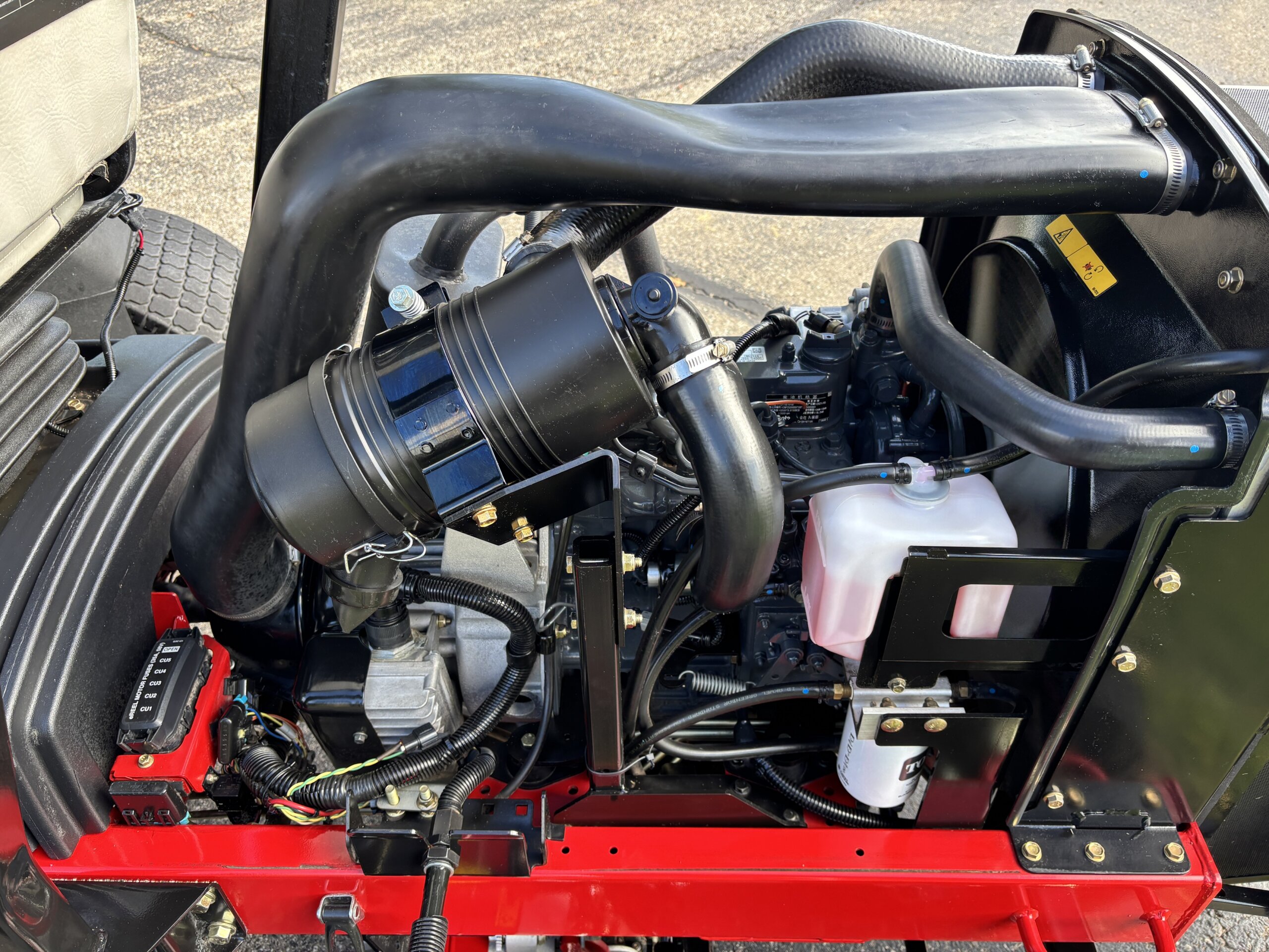 2021 Toro Reelmaster® 5010-H Hybrid Fairway Mower - Image 5