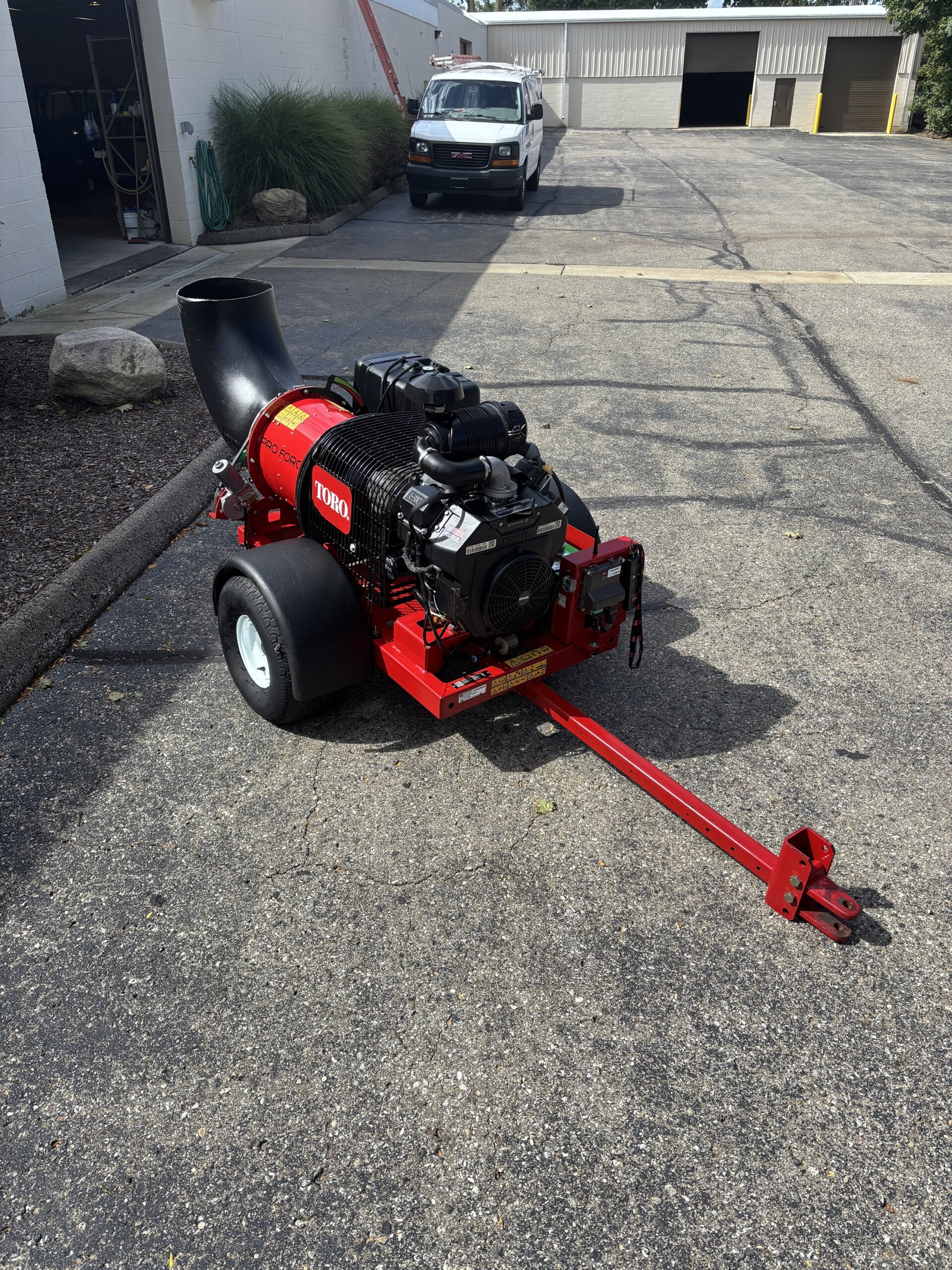 2021 Toro Pro Force™ Turbine Debris Blower - Image 3
