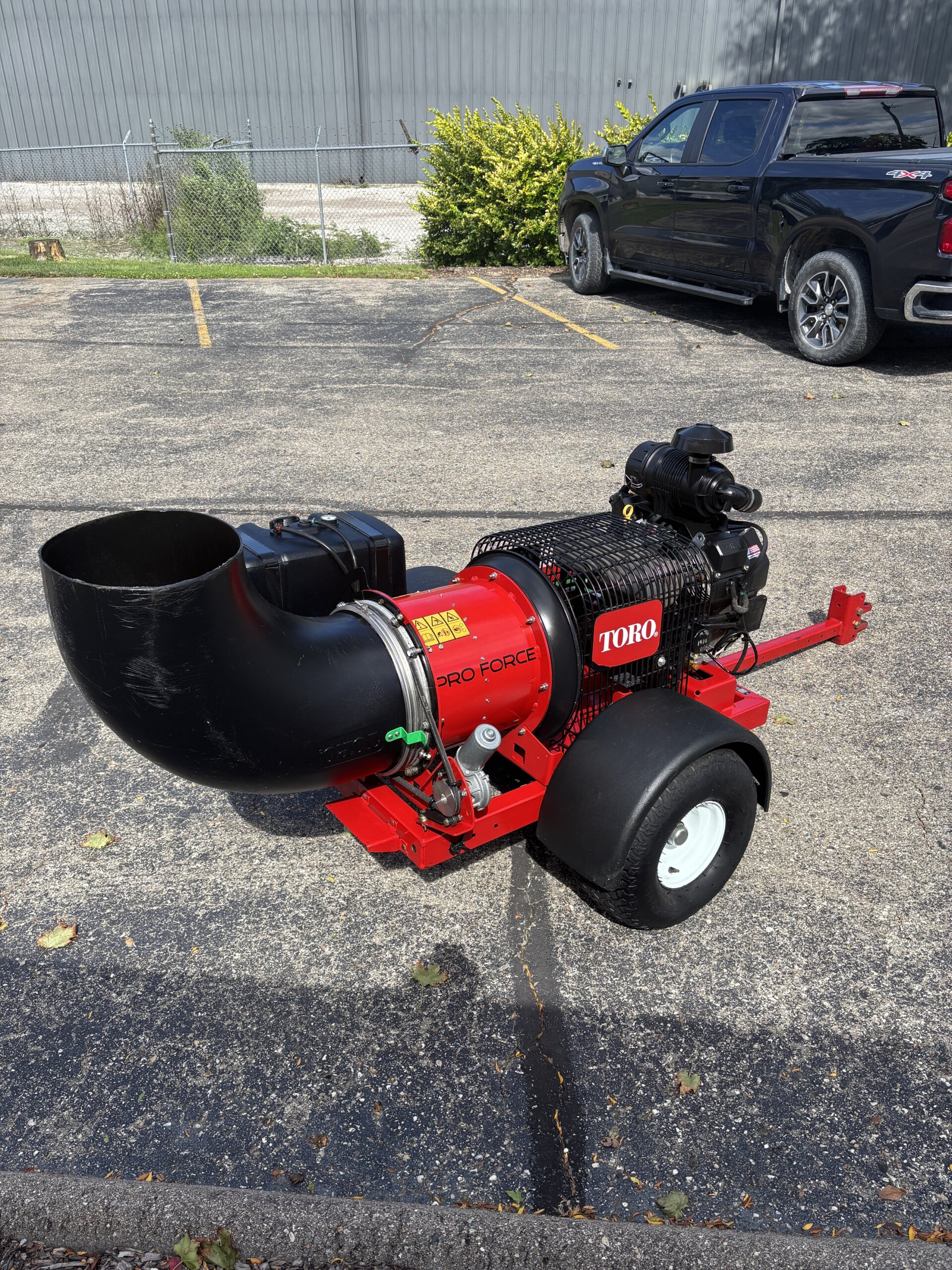 2021 Toro Pro Force™ Turbine Debris Blower - Image 4
