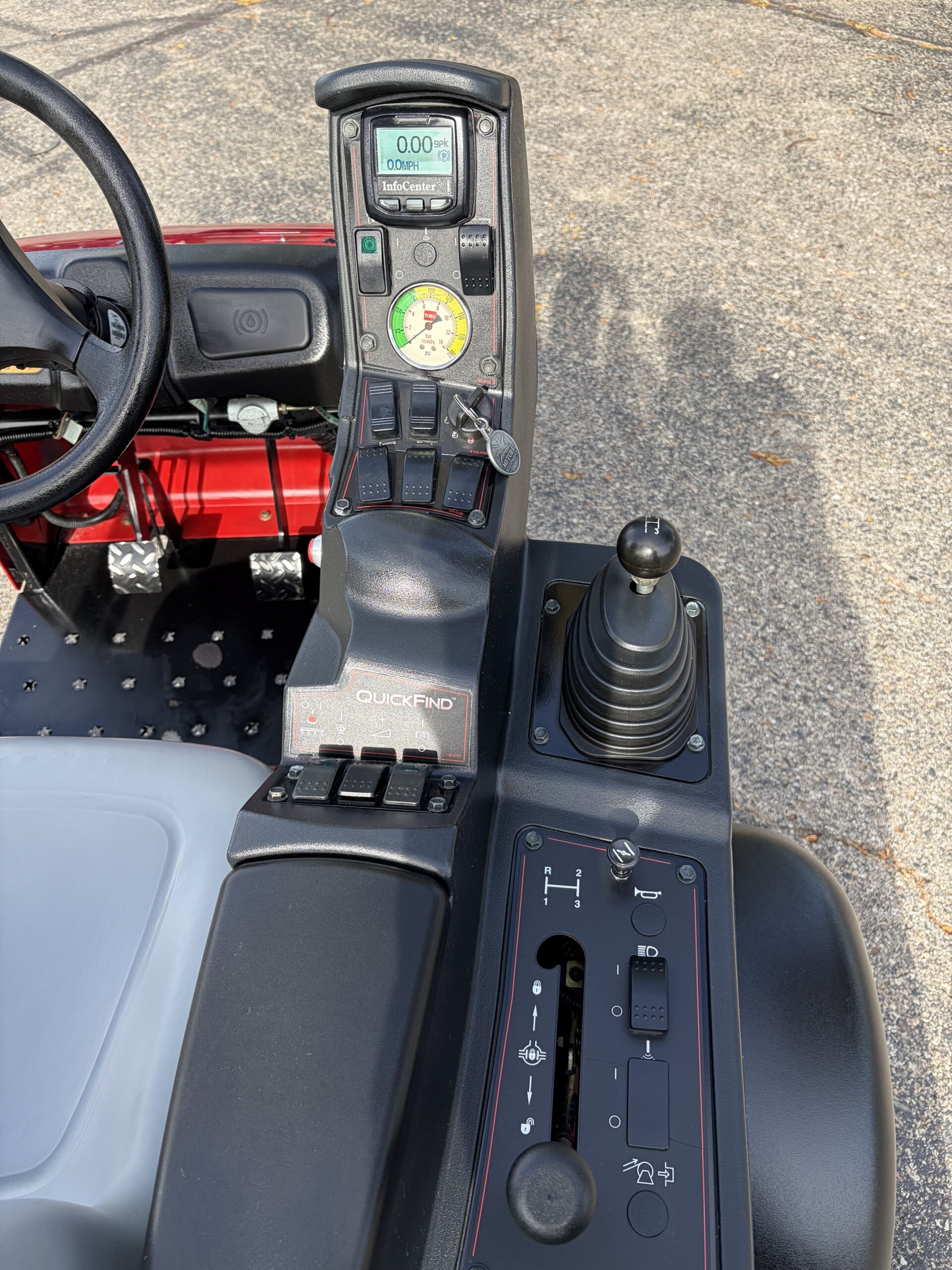 2021 Toro Multi Pro® 1750 Sprayer - Image 7