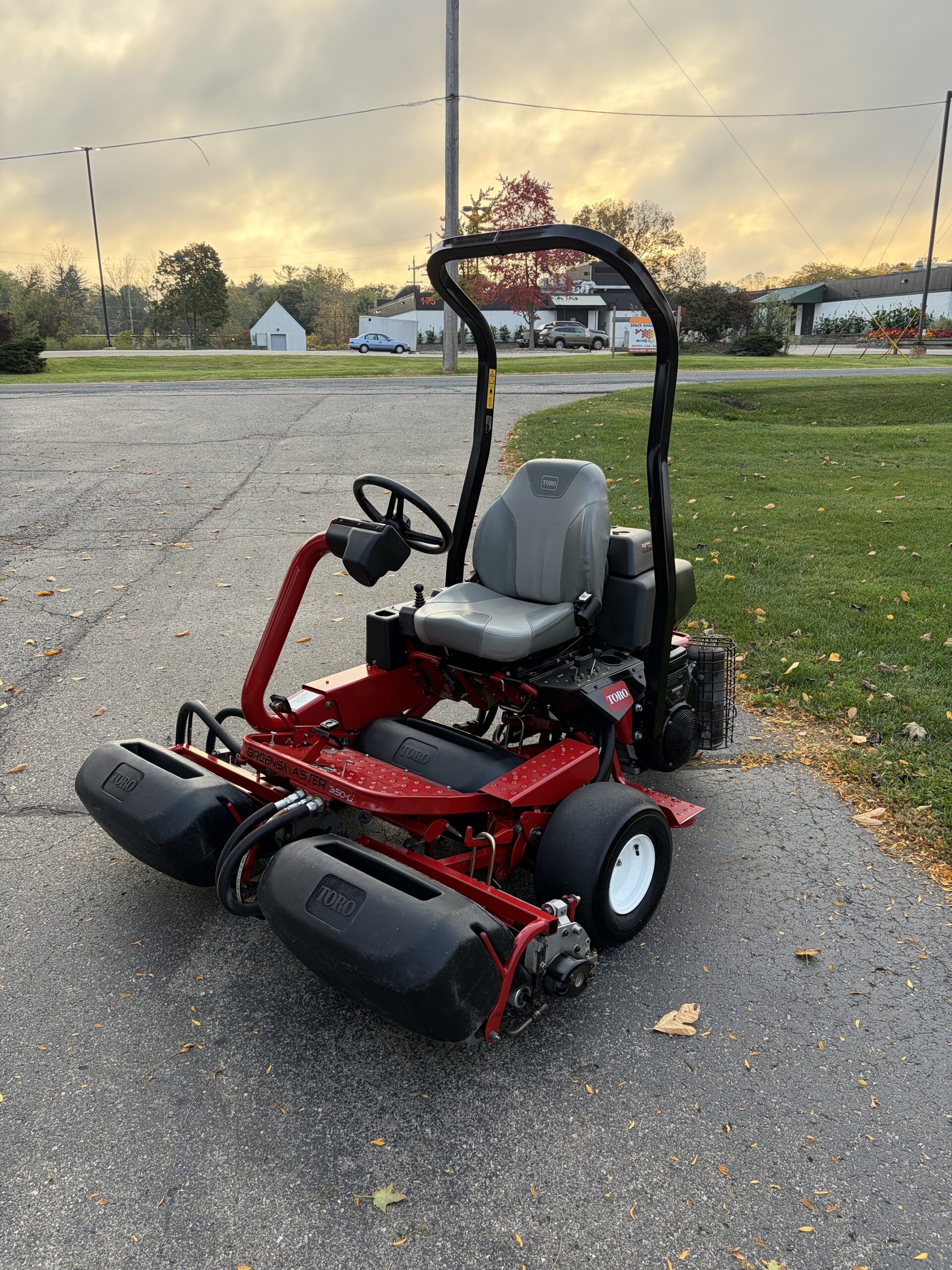 2022 Toro Greensmaster® 3150-Q Triplex Mower – 3WD