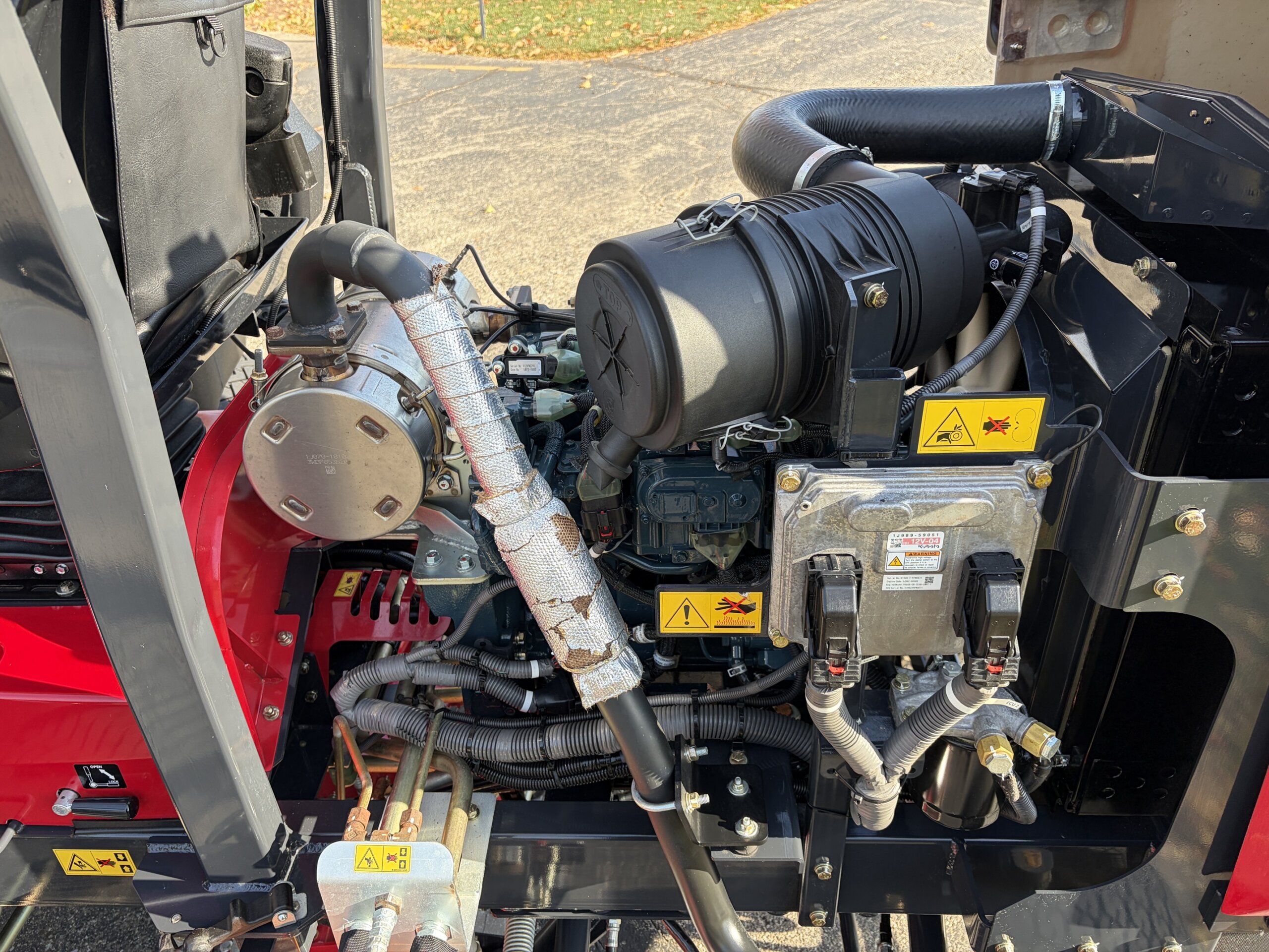 2023 Baroness LM551B 4WD Fairway Mower - Image 5